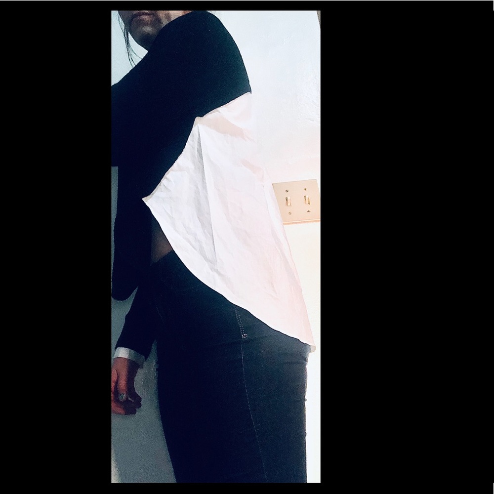 Cute sweater🔮 - Picture 3 of 3